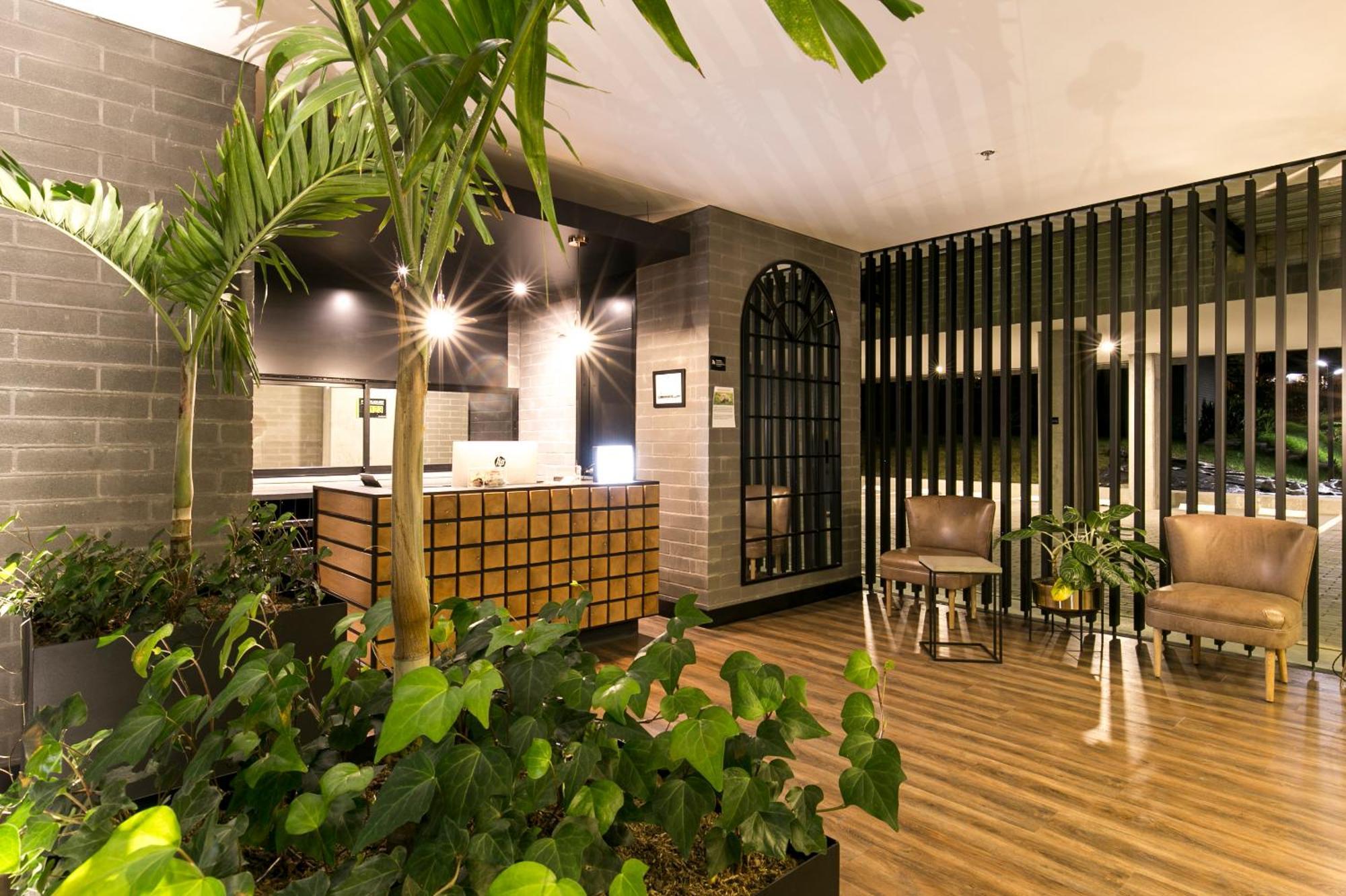 Loma Verde Aparthotel 麦德林 外观 照片